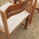 2 chaises scandinaves