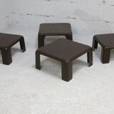 Mario Bellini. Suite of 4 pull-out coffee tables "Gatti", published by C&B Italia, circa 1970.