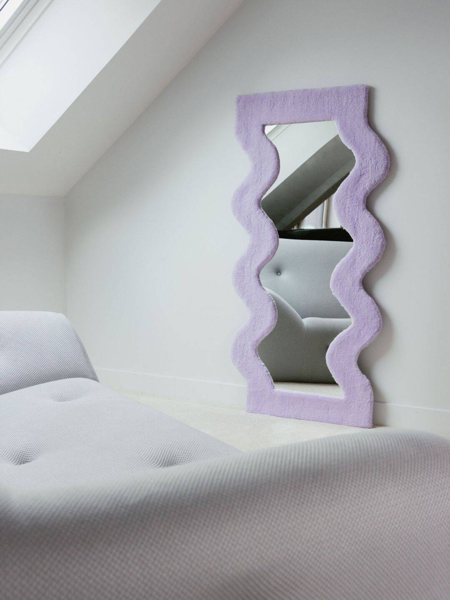 Parma wavy mirror
