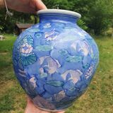 Blue Japanese porcelain vase