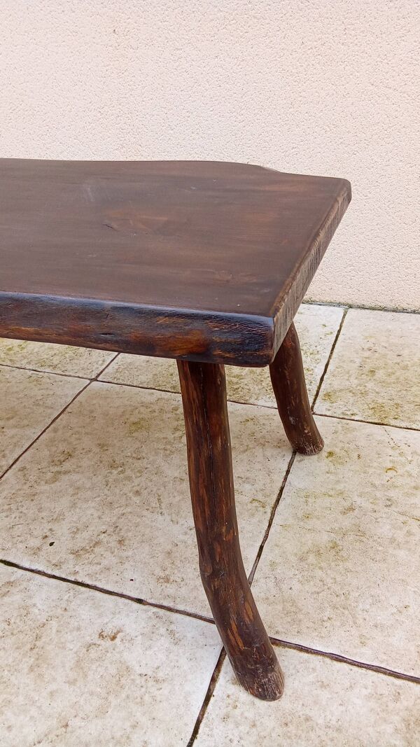 Table basse brutaliste vintage en orme