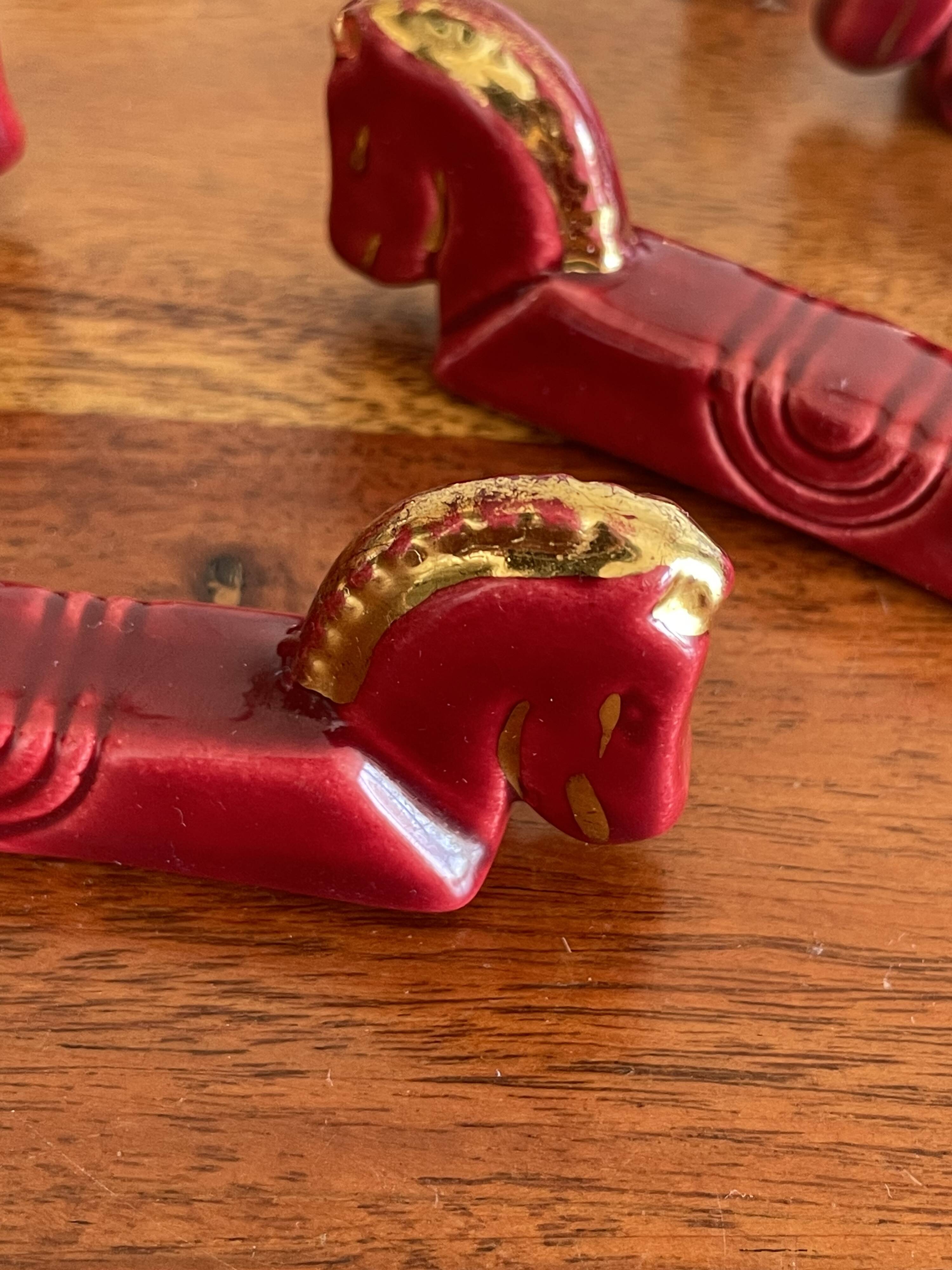 8 horse knife holders