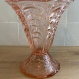 Pop-up Christmas 2022 - Vintage Pink Glass Vase Molded 1960