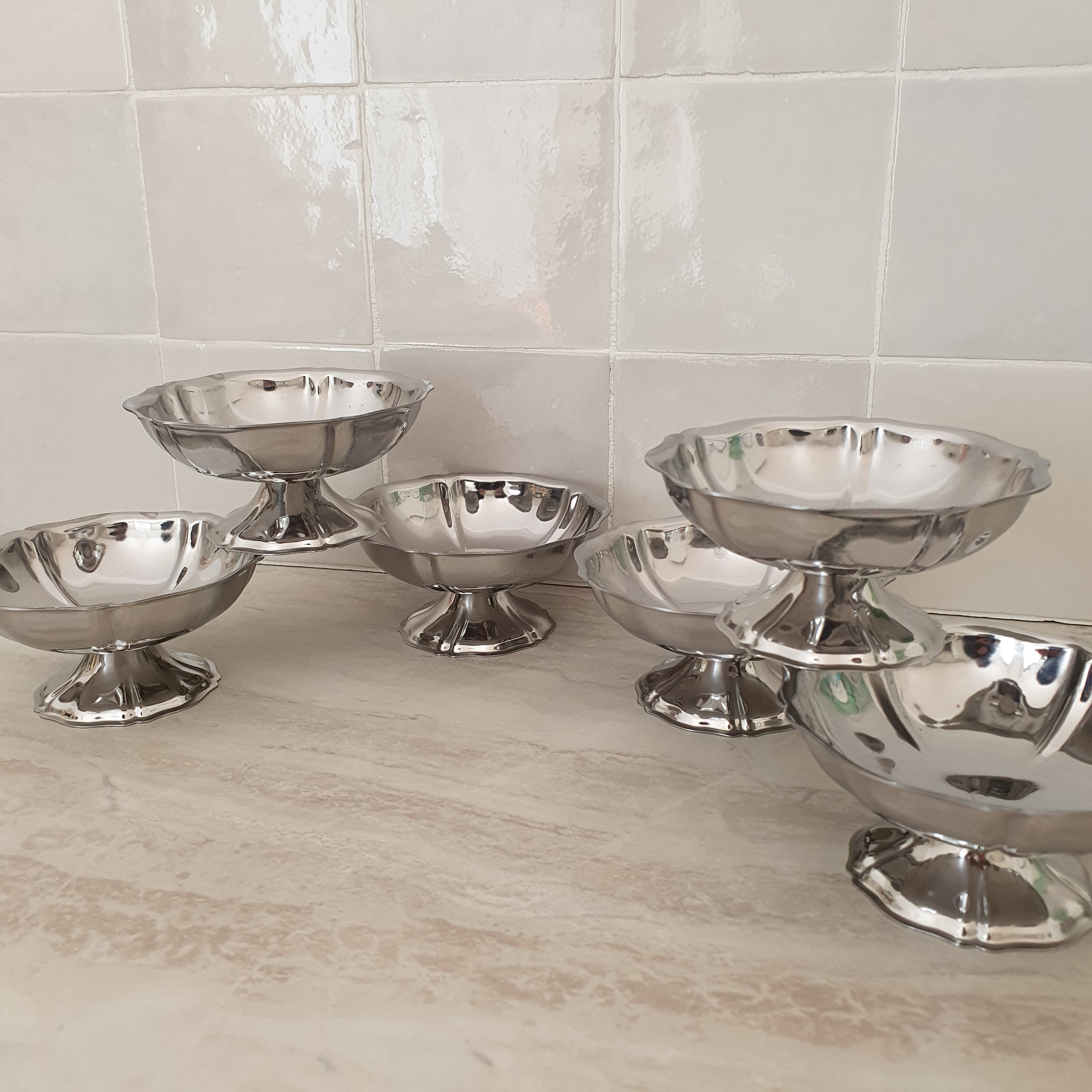 6 dessert bowls by Guy Degrenne in 18/10 stainless steel