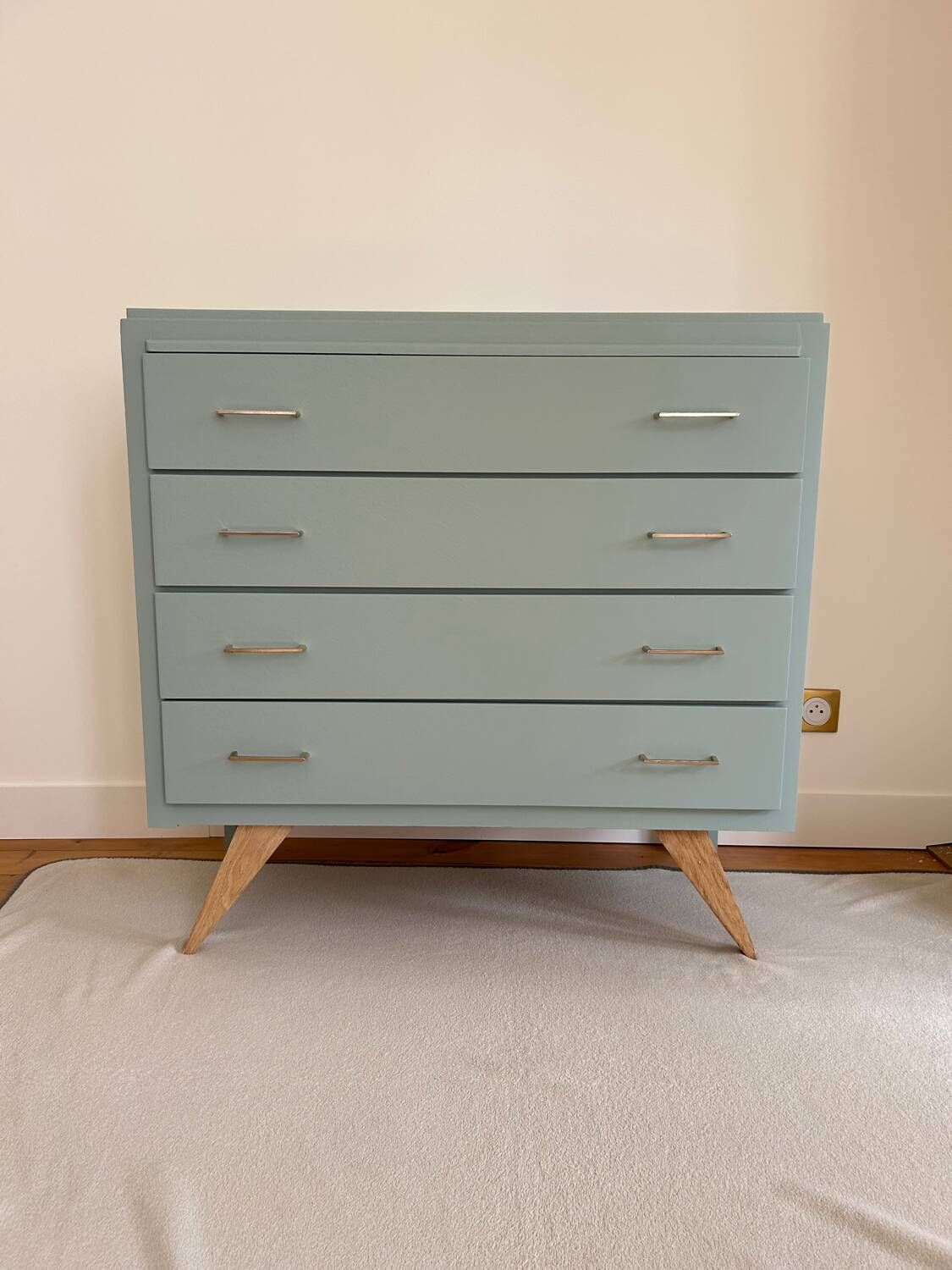 Vintage chest of drawers revisited in Almond (Resource)