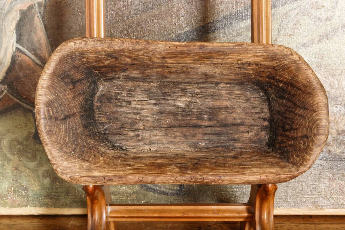 Carved wooden monoxyle cup, folk art, 19th century.