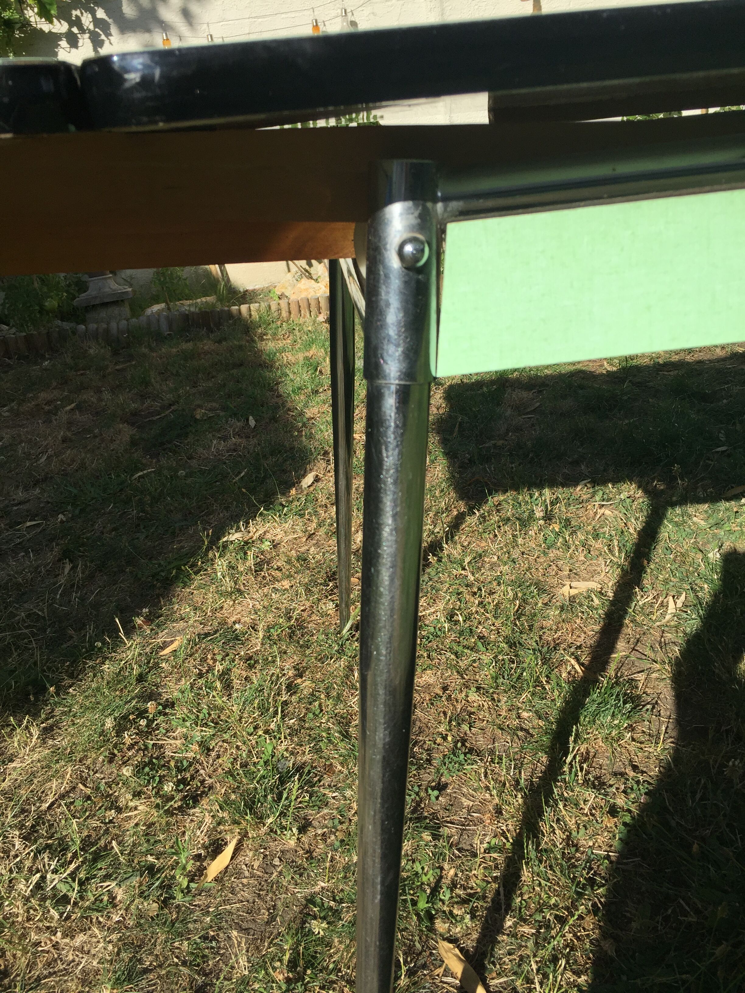 Vintage set in formica