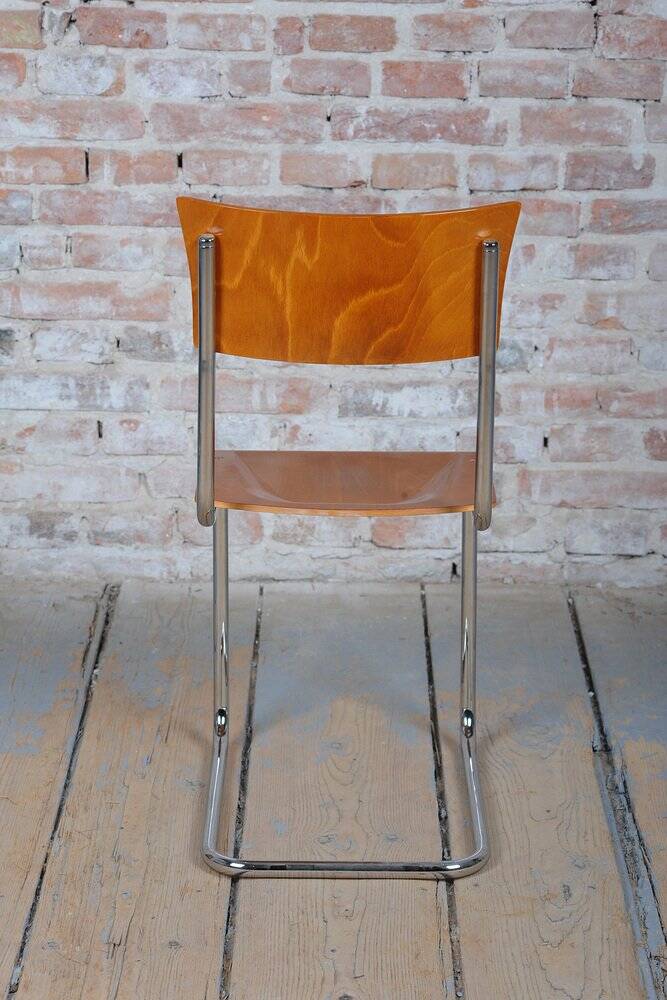 Bauhaus Chair in Beech and Chromed Steel, Czech, 1930s