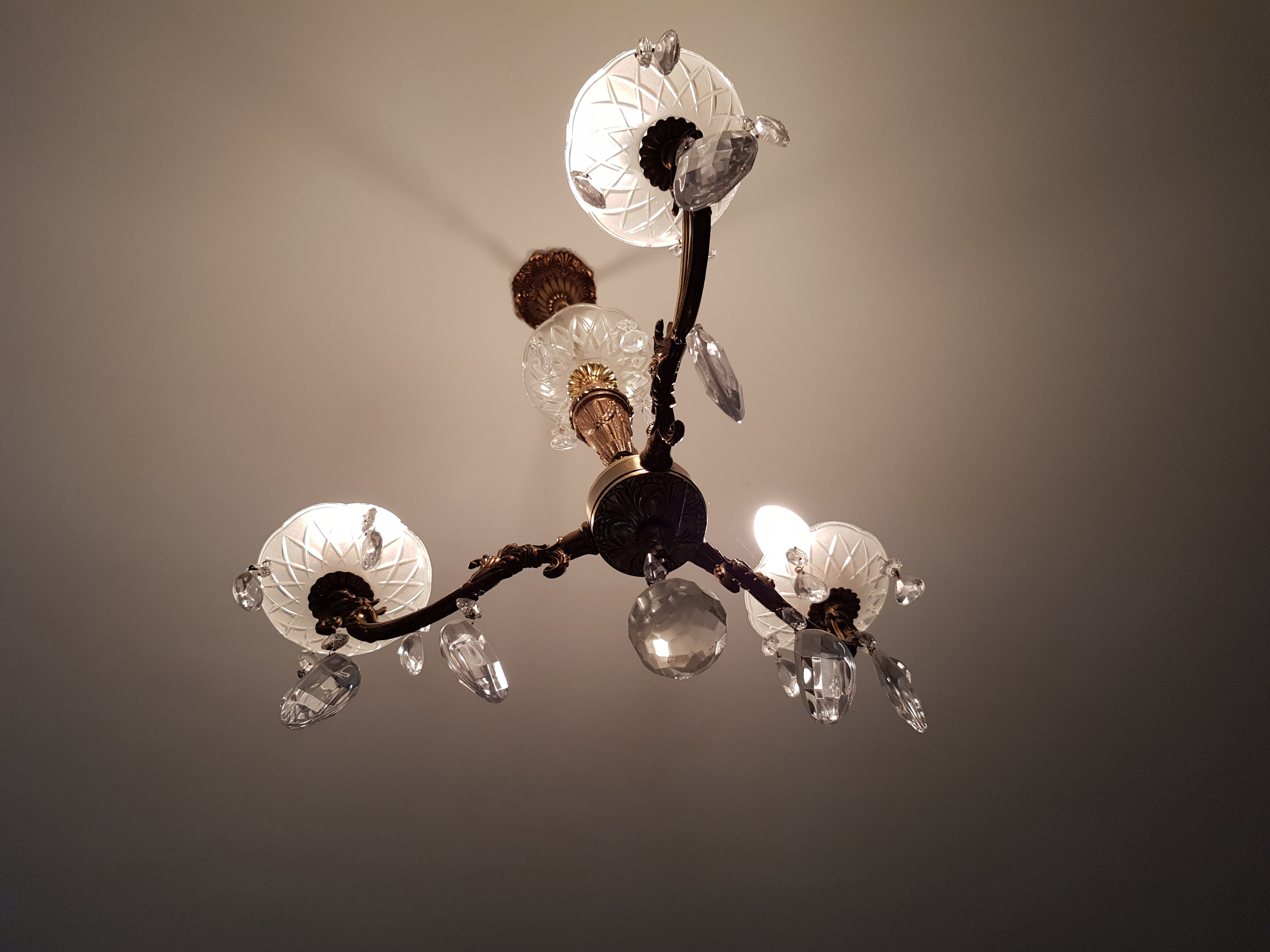 Chandelier 3 branches with tassels in crystal