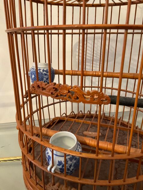 Ancienne cage à oiseaux en bois et rotin