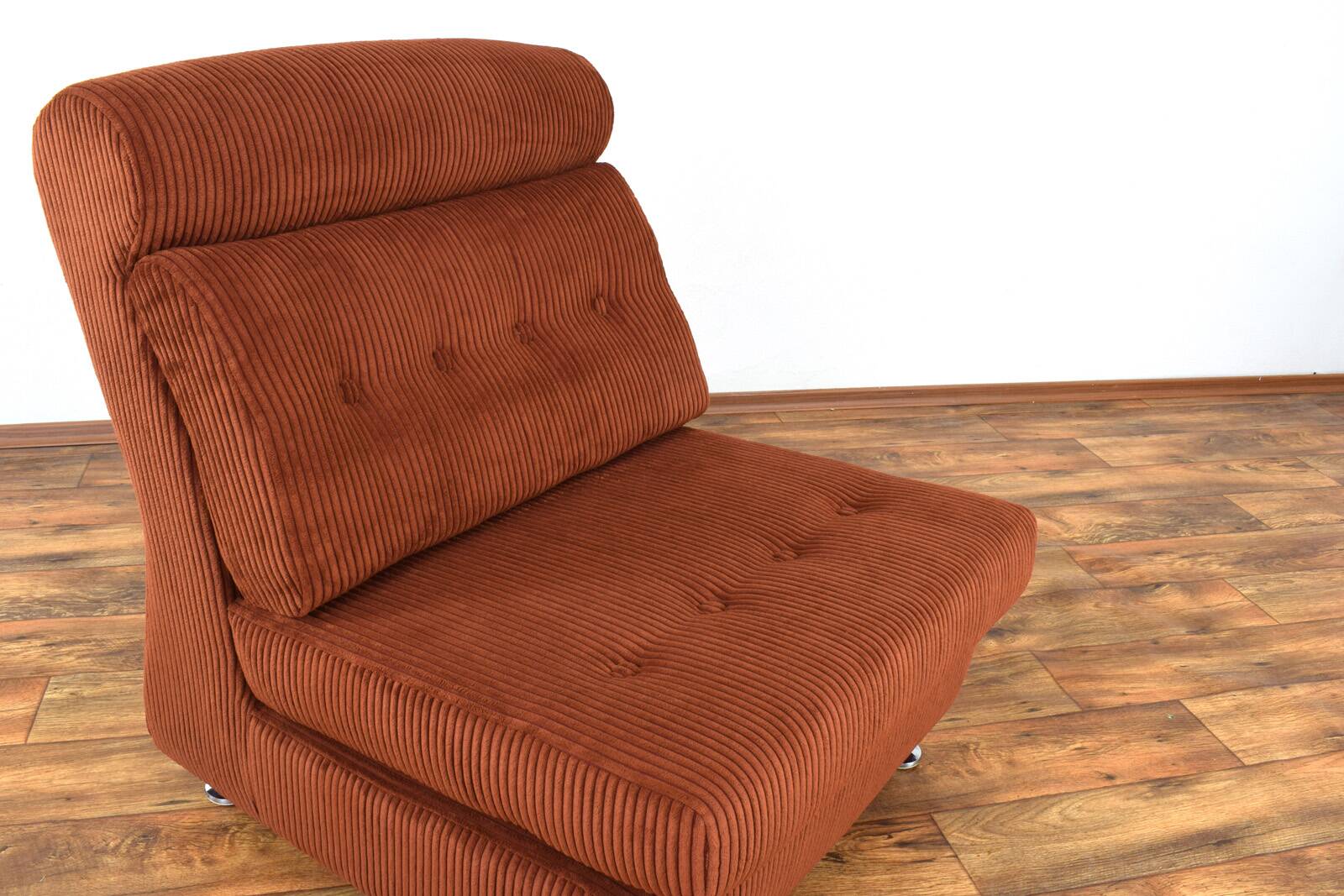 Mid-Century Italian Lounge Chairs, 1970s, Set of 2