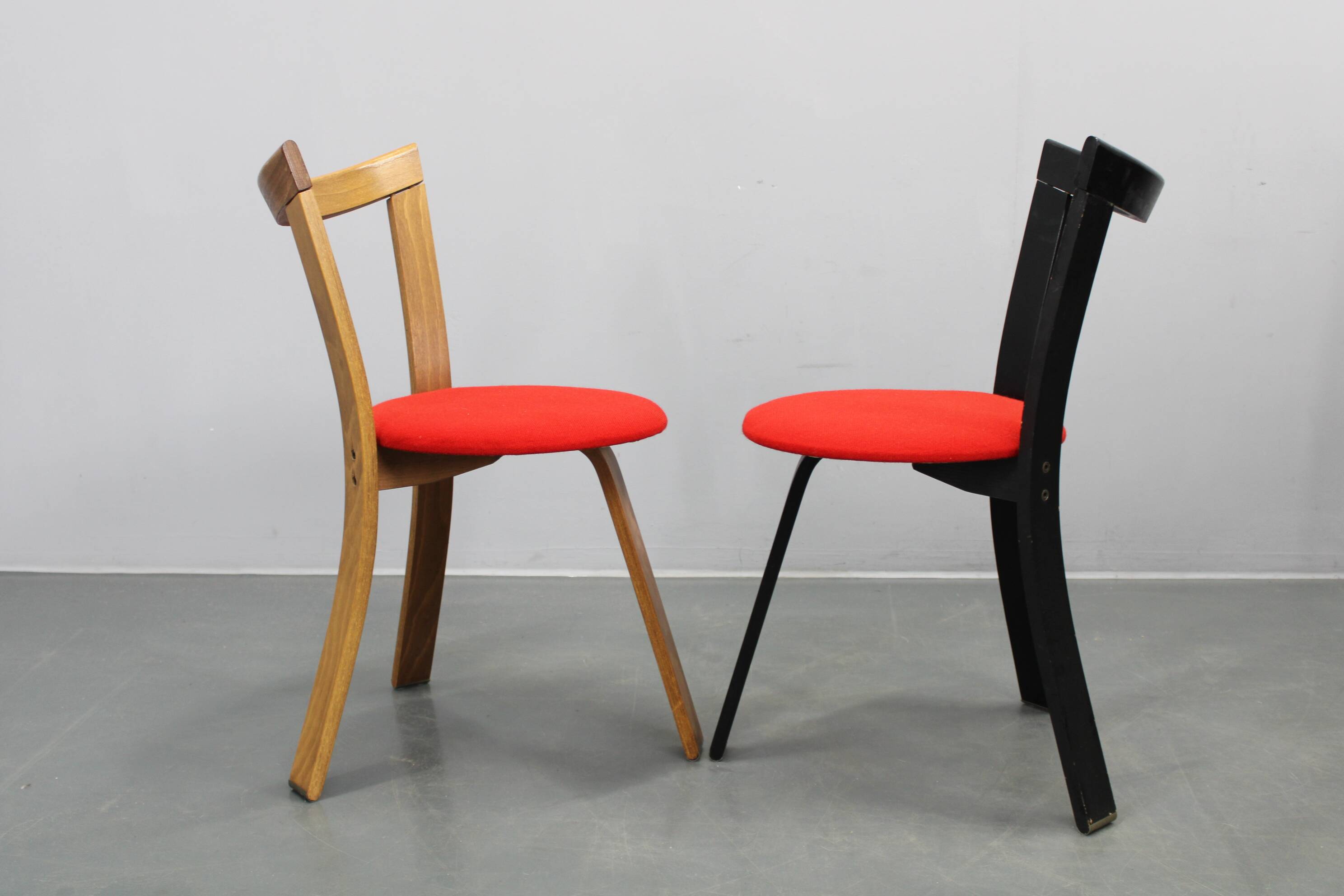 4 chaises en bois, années 1970