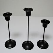 Trois bougeoirs métal laqué noir scandinaves