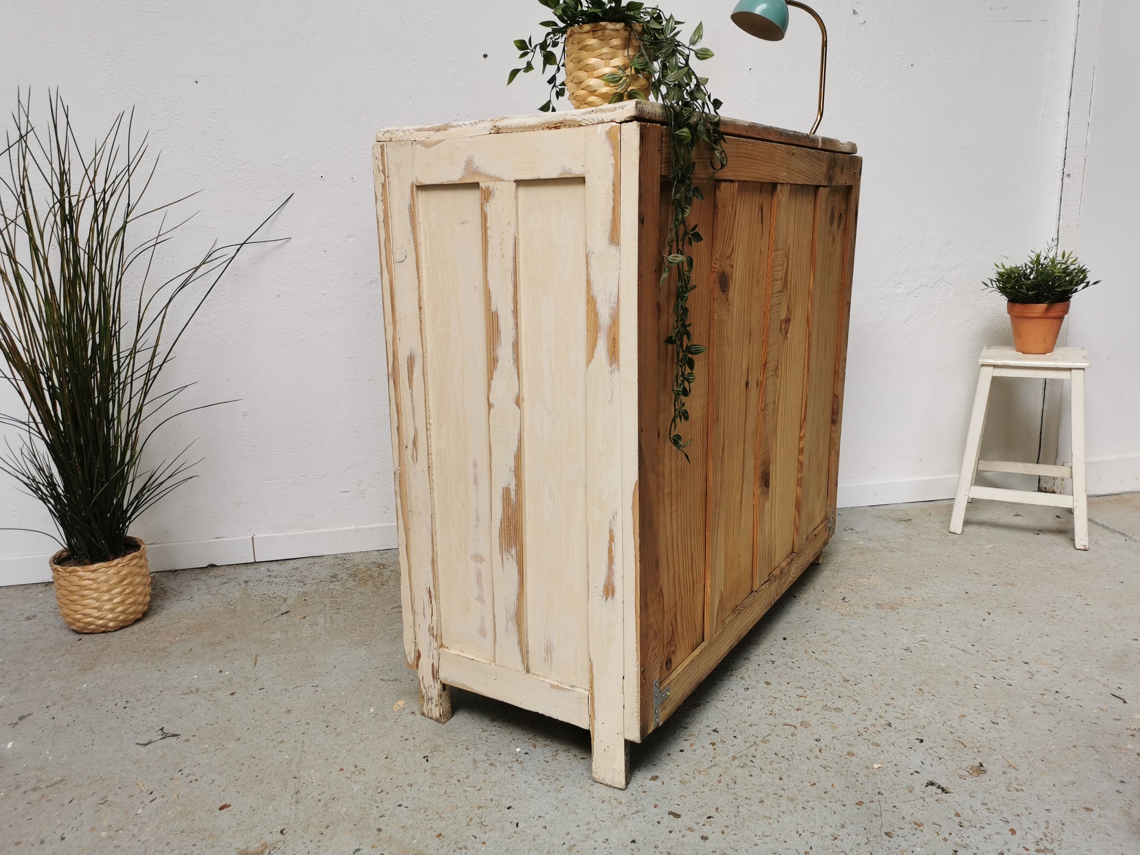 Buffet parisien vintage