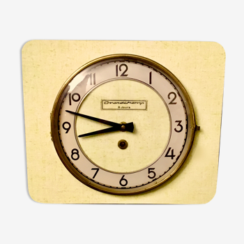 Wall clock with formica key