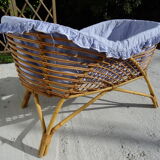 Cradle rattan basket