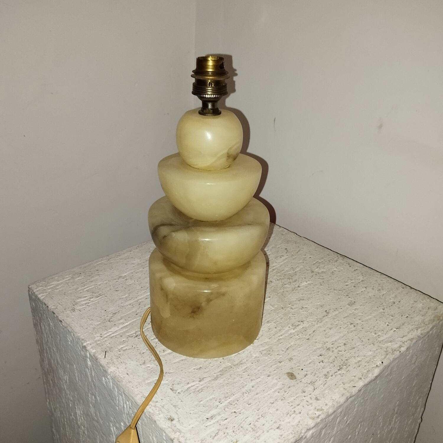 Italy design lamp base Italy 70s