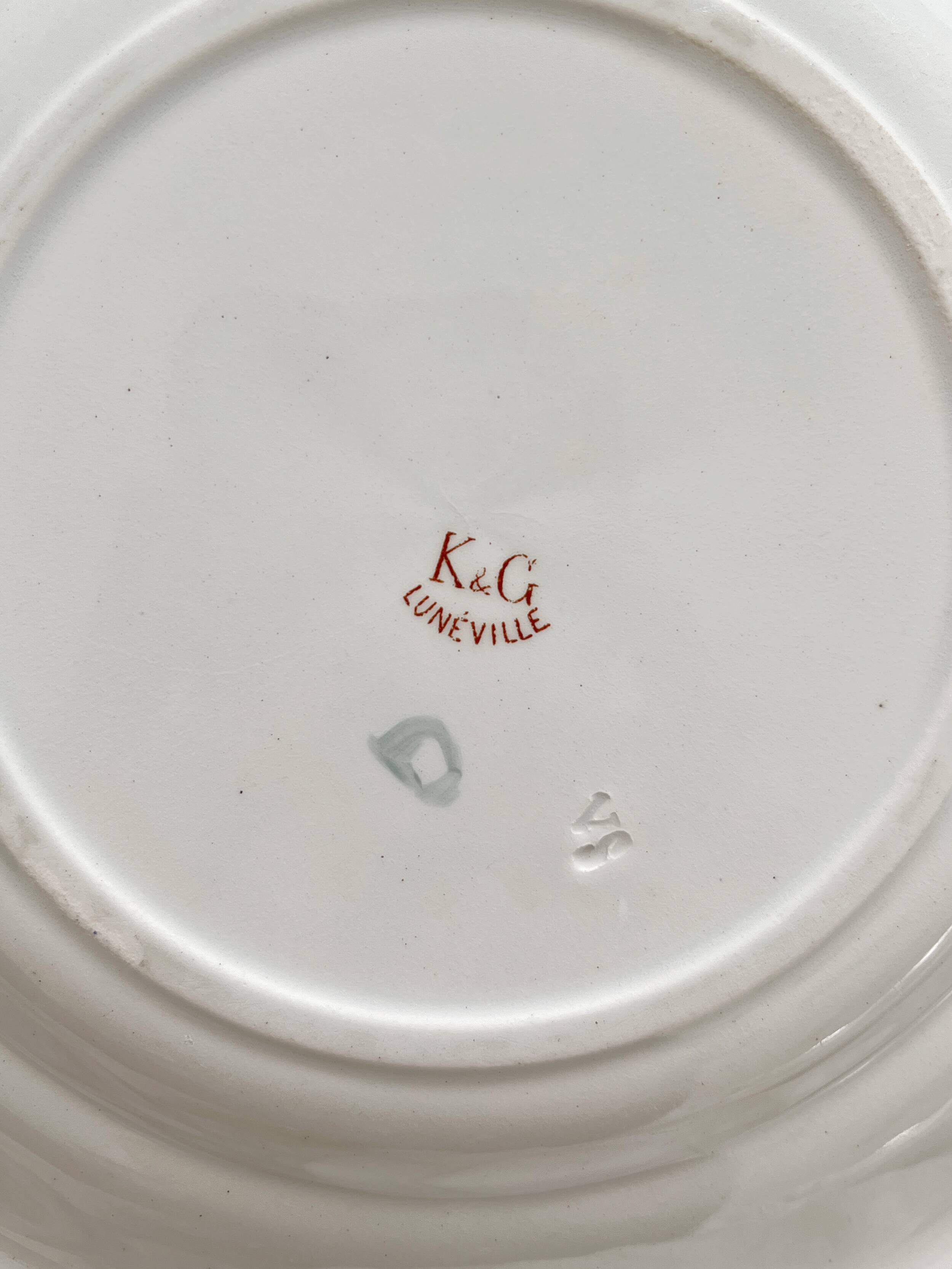 4 polychrome ironstone dessert plates with flowers, KG Lunéville