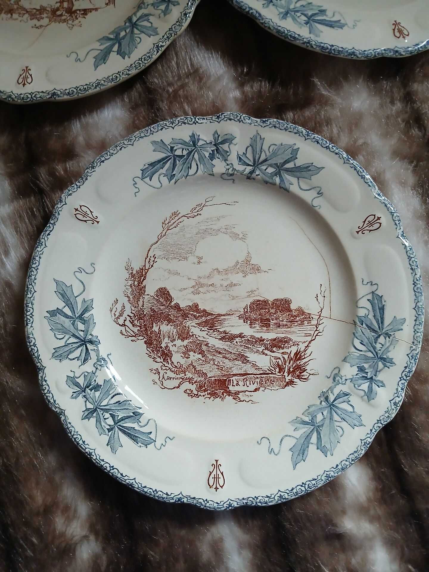 10 antique flat plates "Louis XIII" Choisy le Roi
