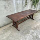 Farm table