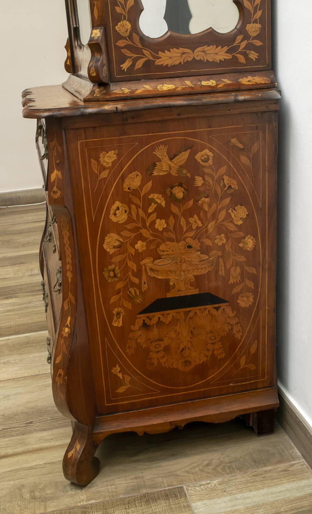 18th Century Dutch Trumeau Walnut with Maple Wood Inlays, Netherlands, 1760