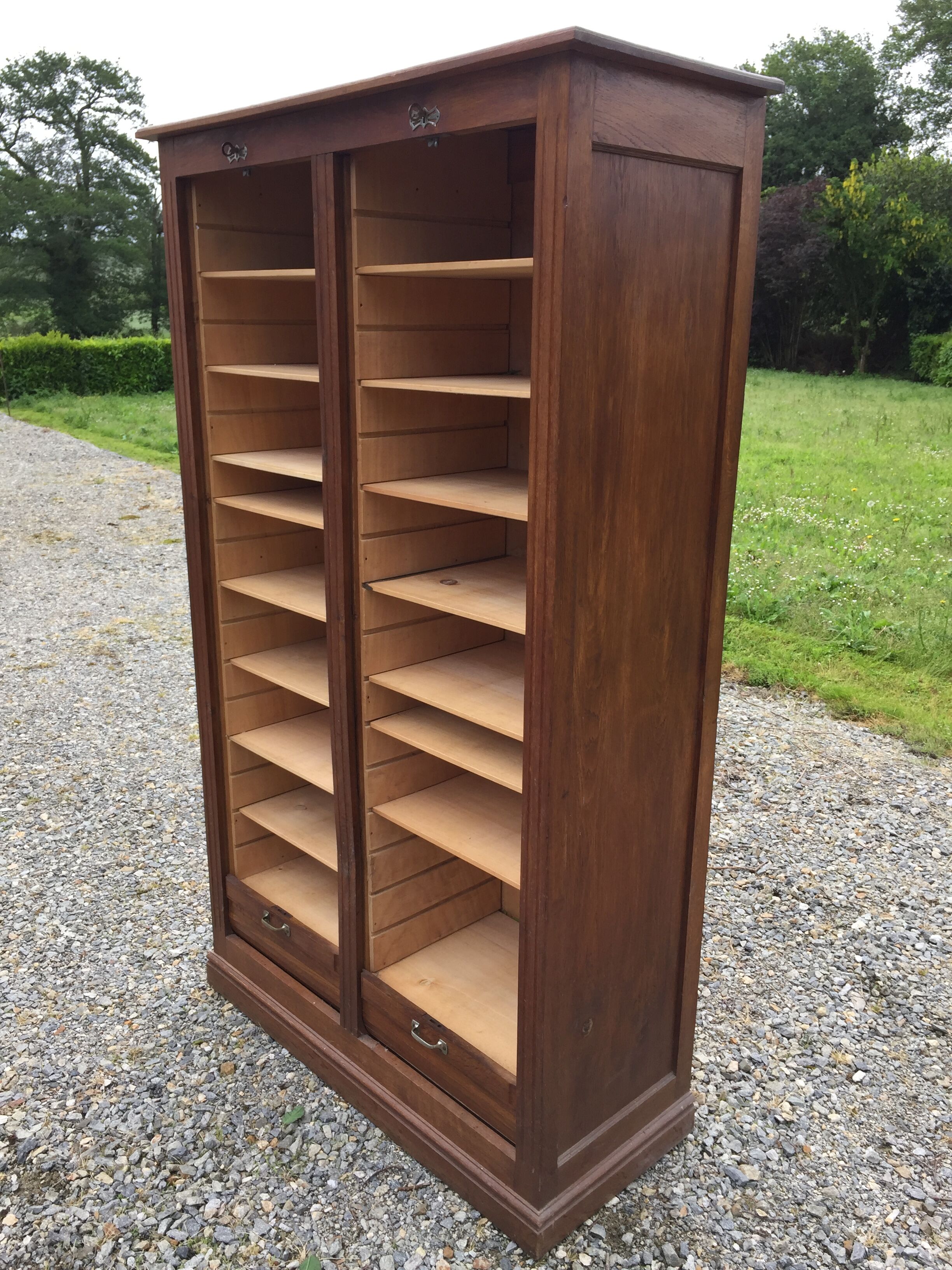 Oak double curtain workshop cabinet