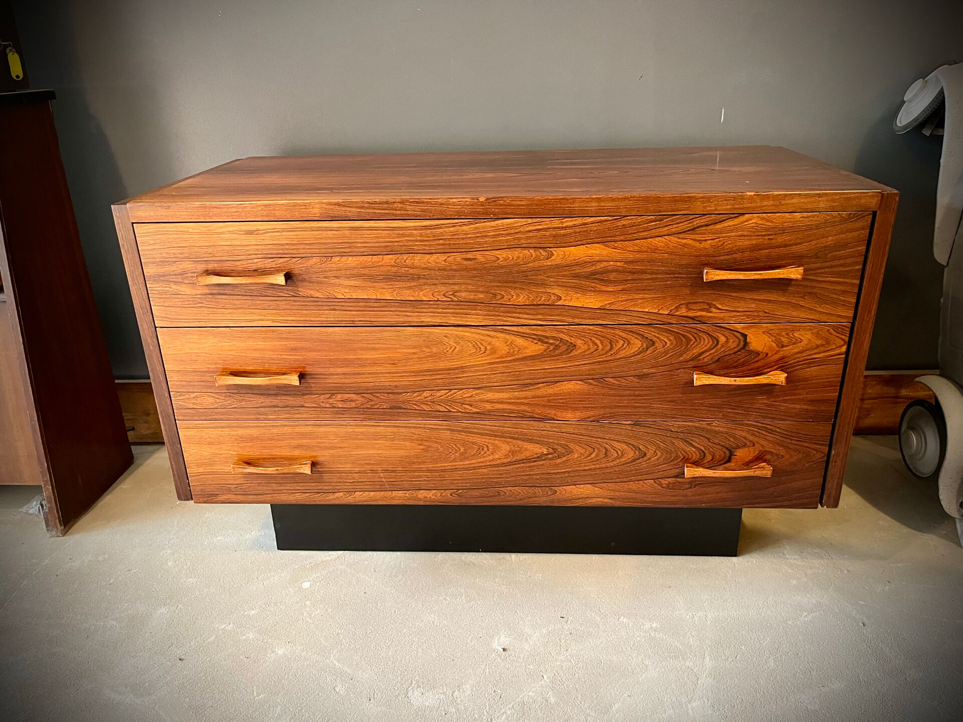 Commode Luigi Bartolini 1960s