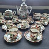Exclusive vintage treasure: 26-piece Macau porcelain coffee service