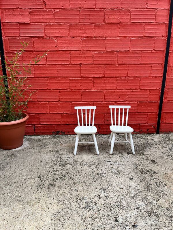 Paire de chaises bistrot vintage pour enfant