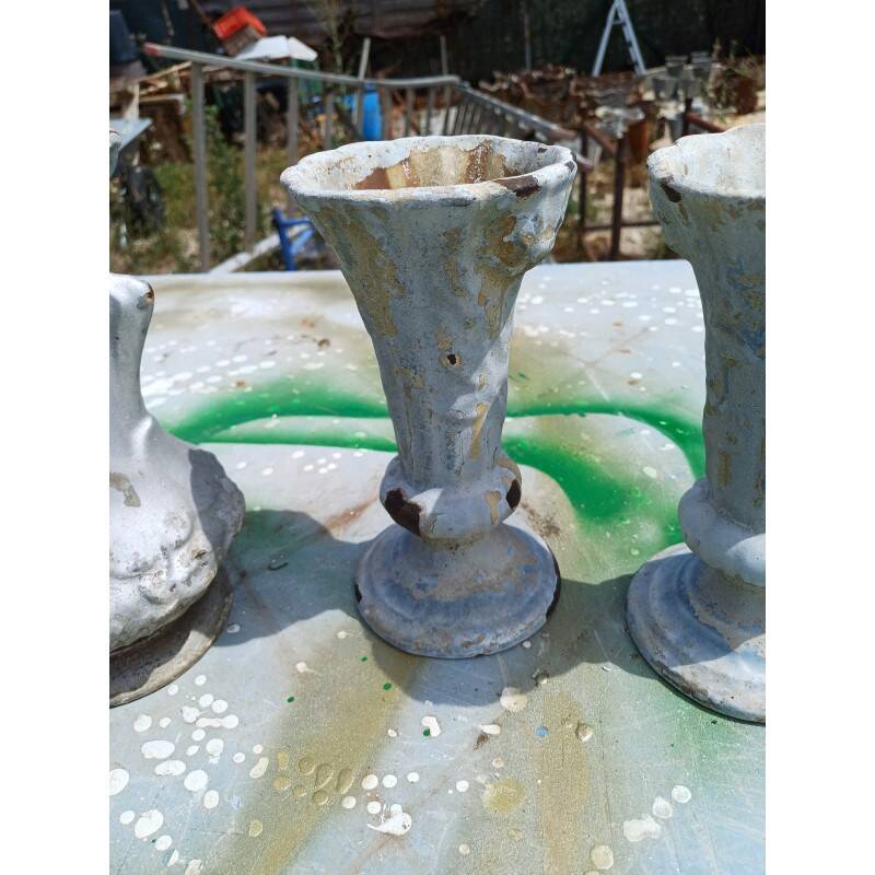 2 pairs of cast iron vases 1900 Charleville-Mézières