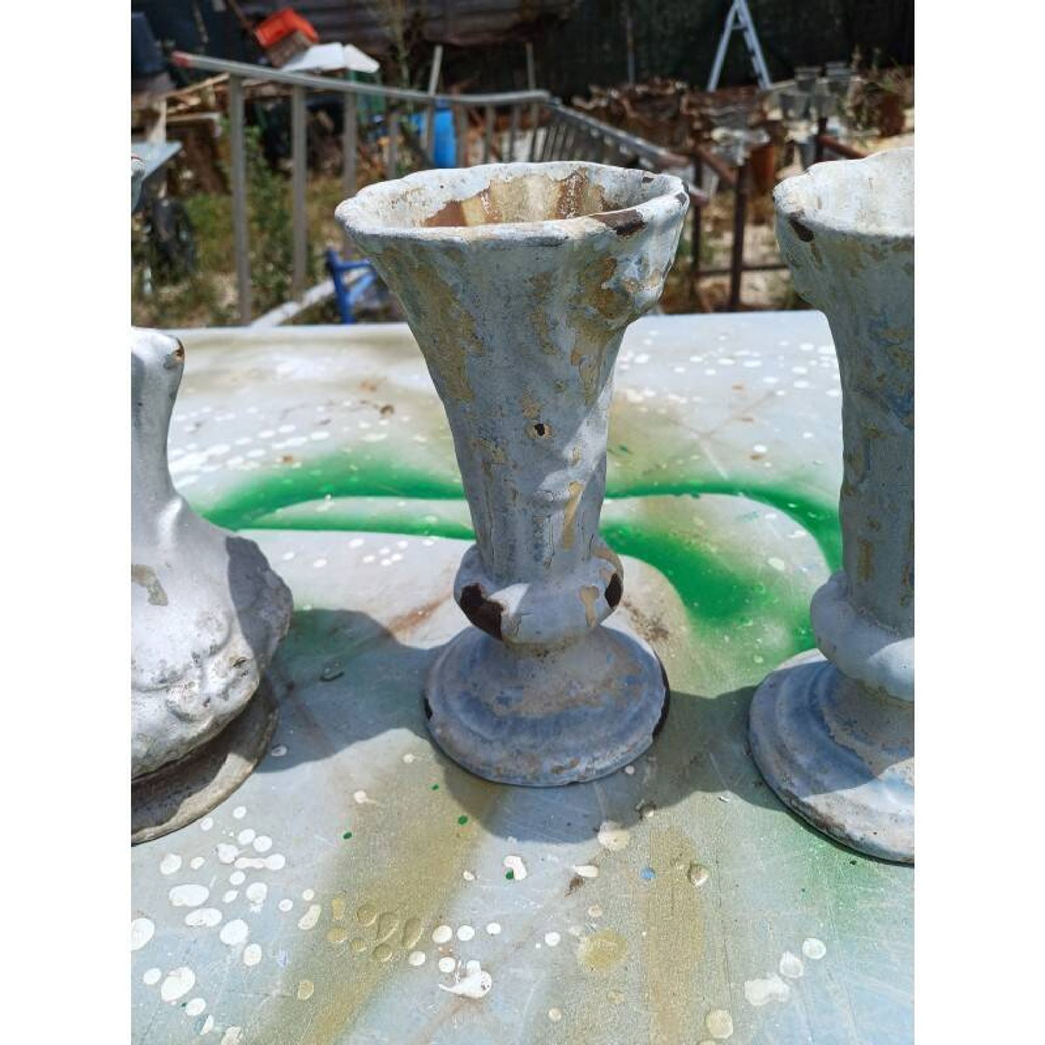 2 pairs of cast iron vases 1900 Charleville-Mézières