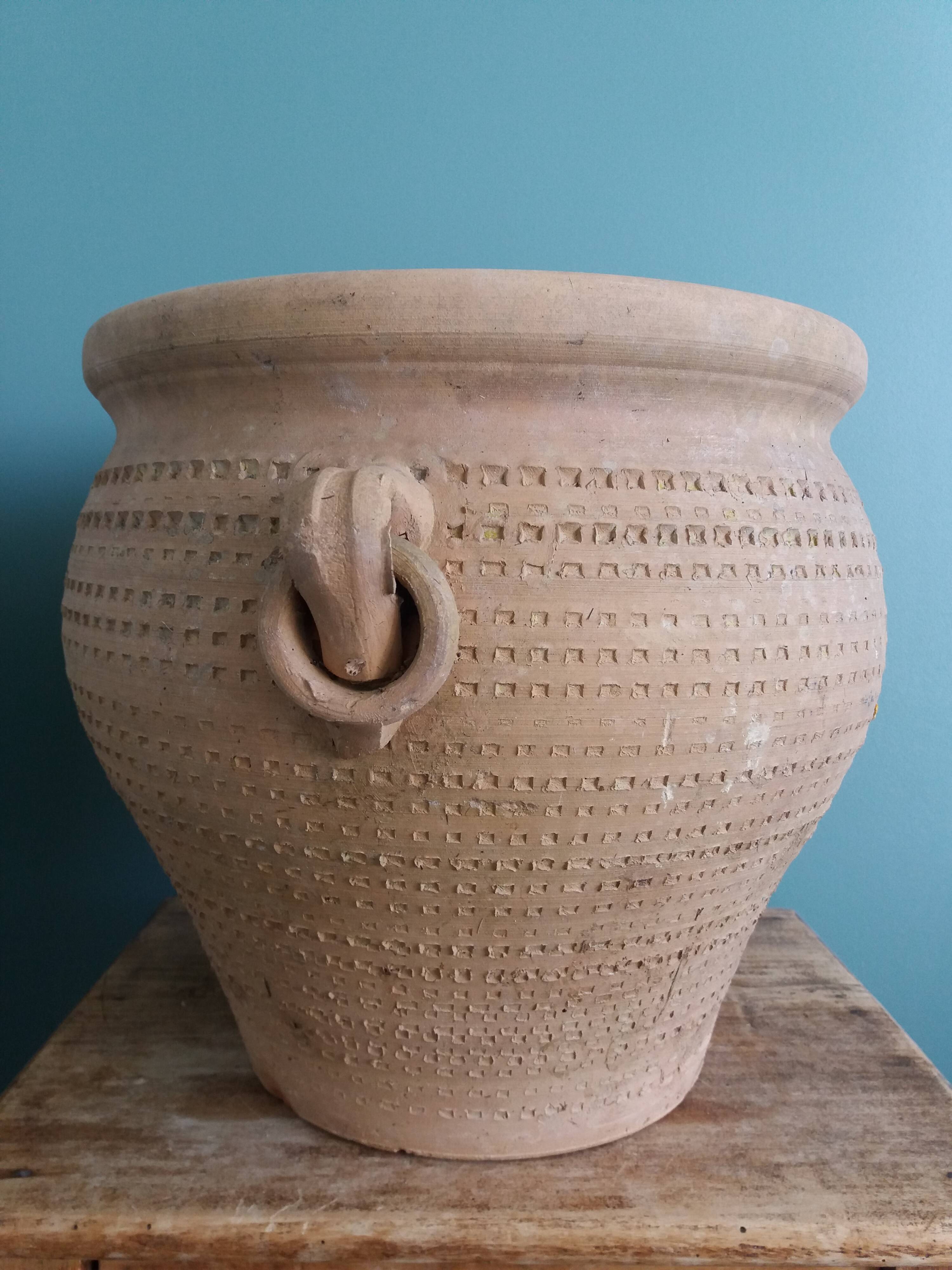 Pot en terre cuite jardinière poterie artisanale