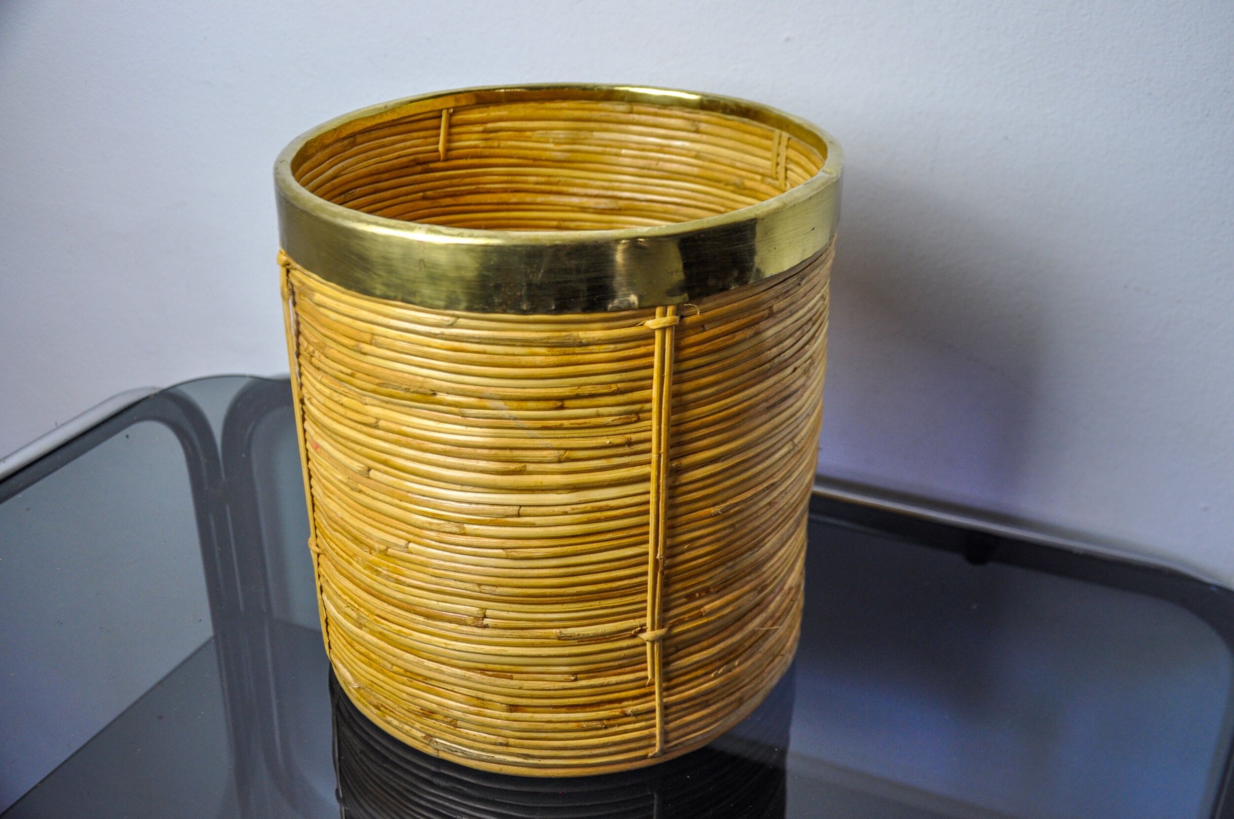 Rattan and brass book basket, Italy, 1970, 25 diam