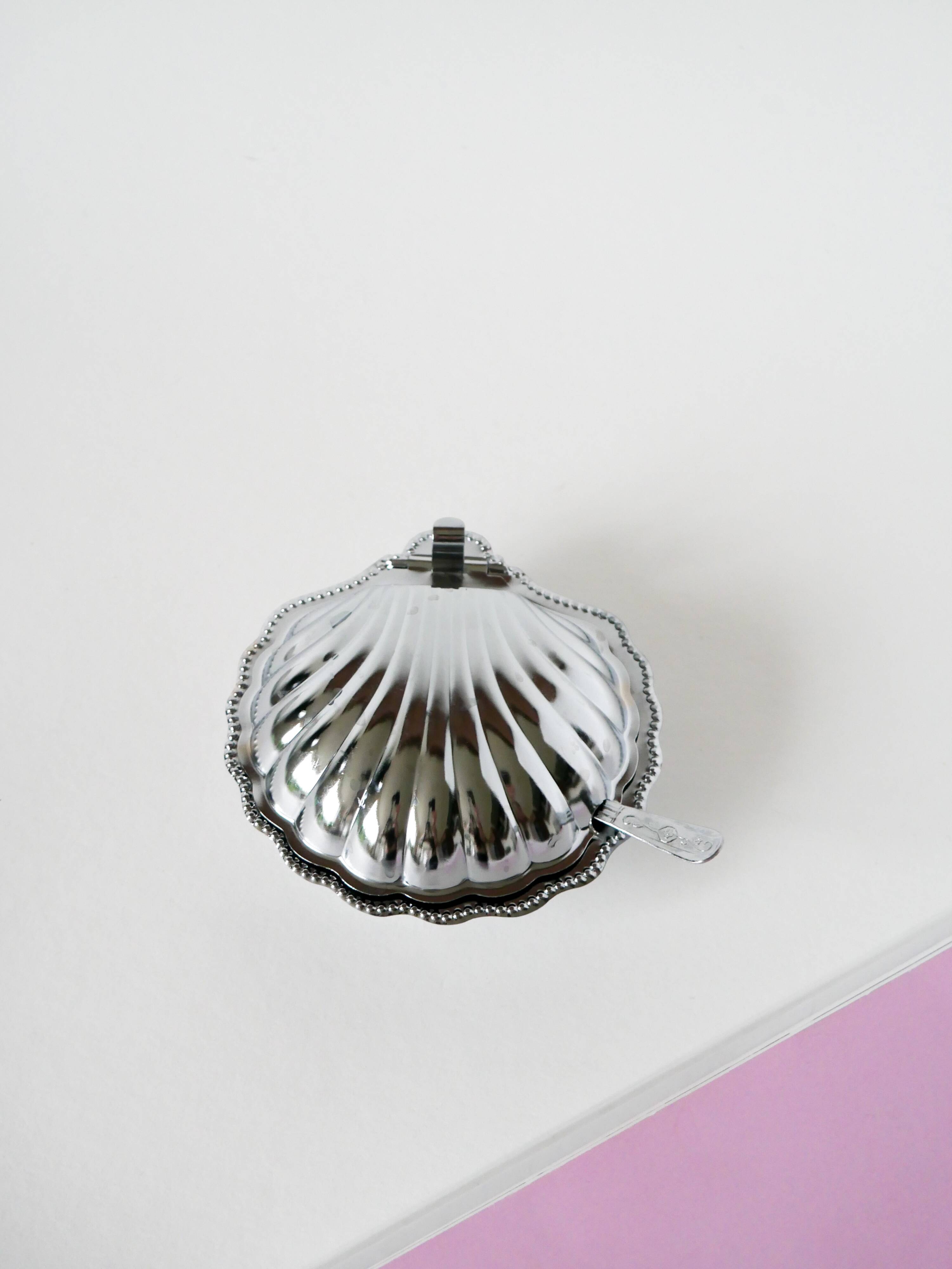 Shell butter dish in stainless steel and blue glass, with butter dish, 1970