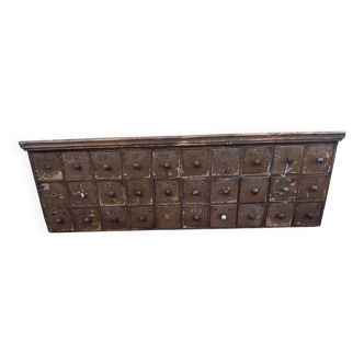 Workshop furniture with 30 drawers