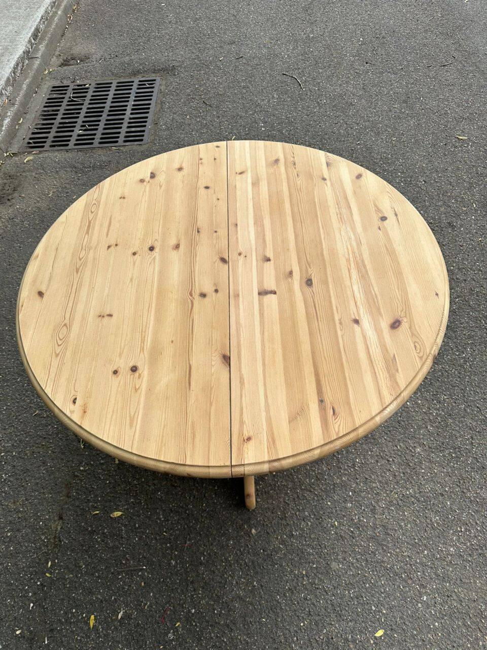 Table de repas ronde extensible en bois massif brut