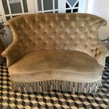 Khaki green toad sofa