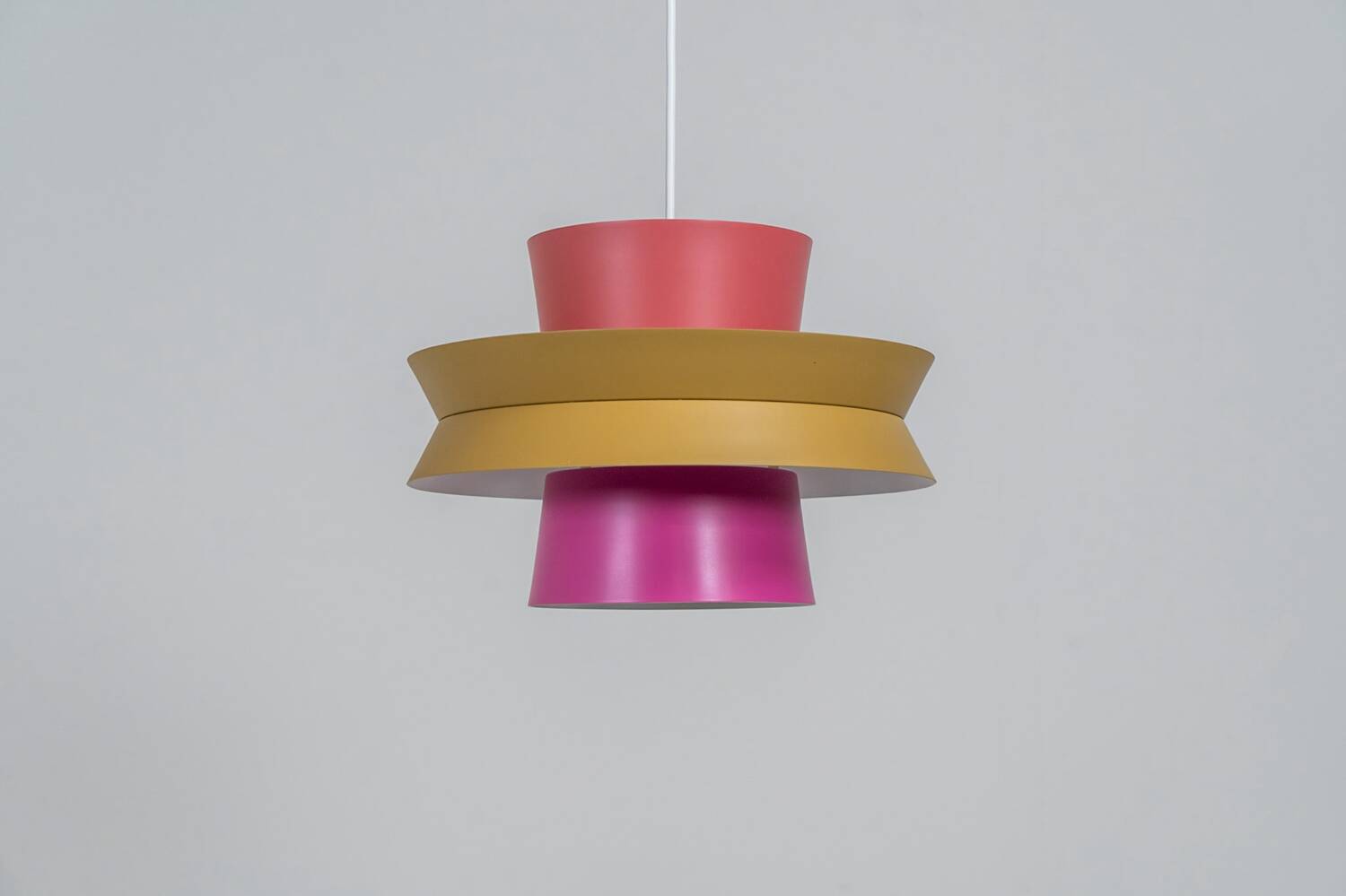Suspension « Trava » conçue par Carl Thore pour Granhaga (Suède, années 1960).
