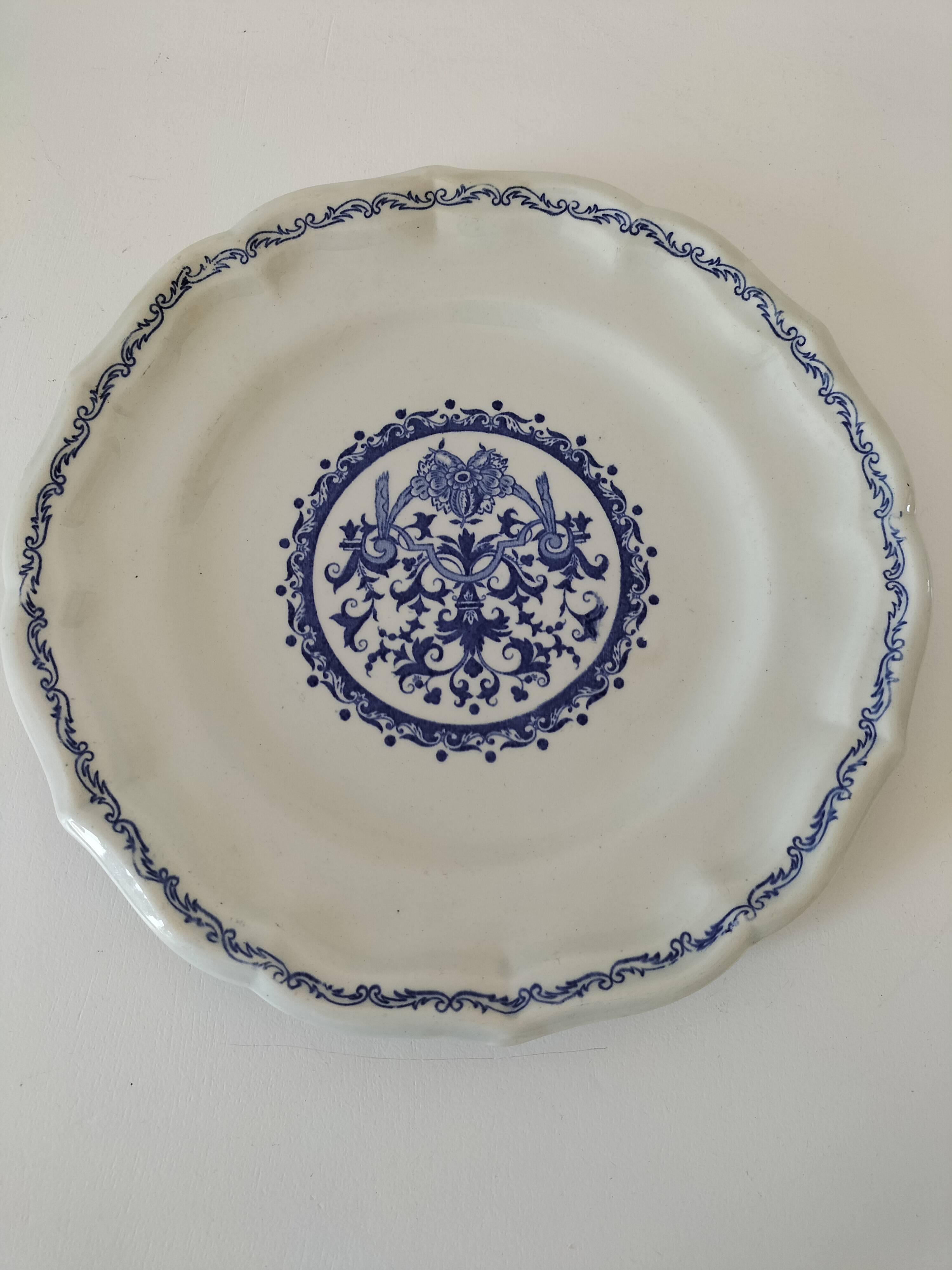 Gien plate – Rouen decor with tapered valances – Old stamp 1920