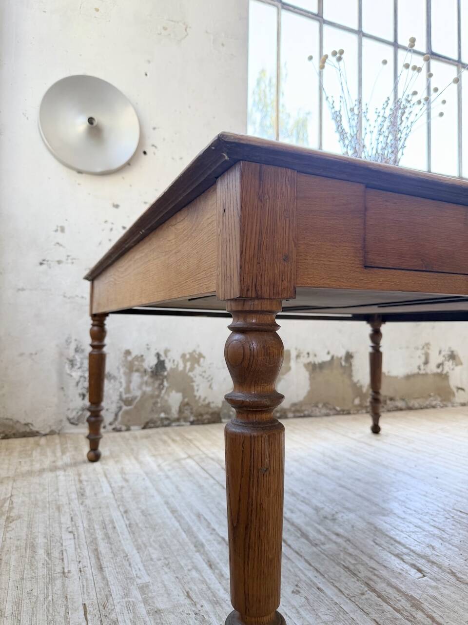 Grande table de ferme XL chêne « carrée » conférence 1950