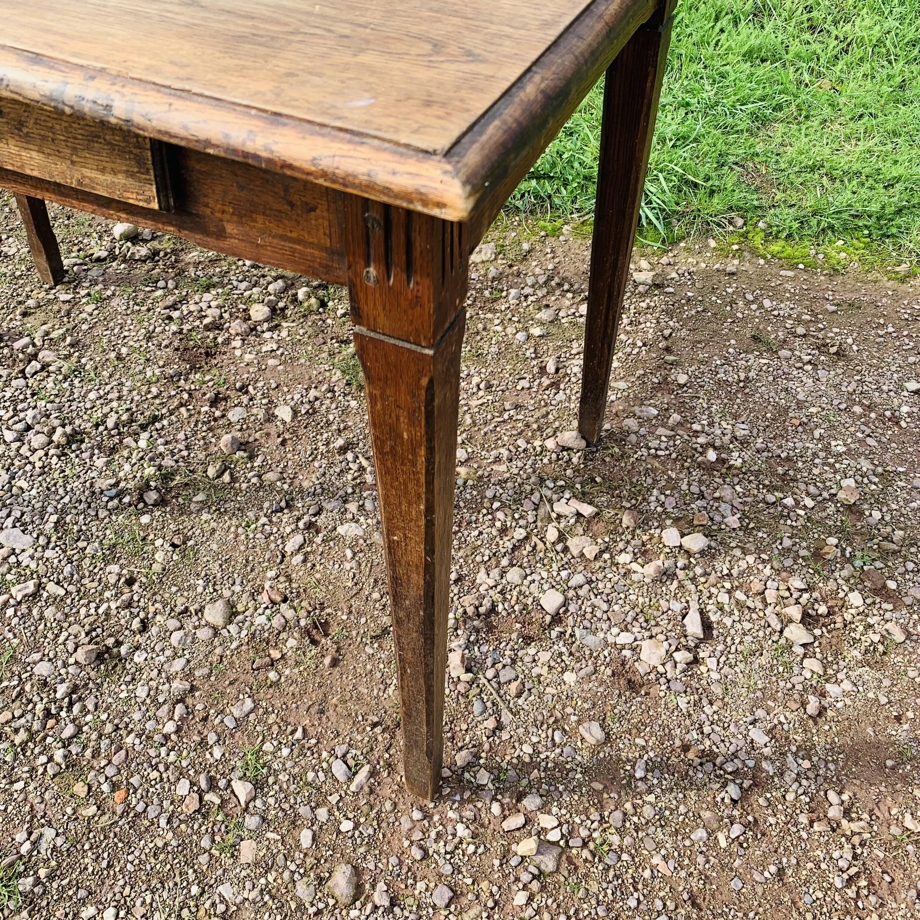 Oak table