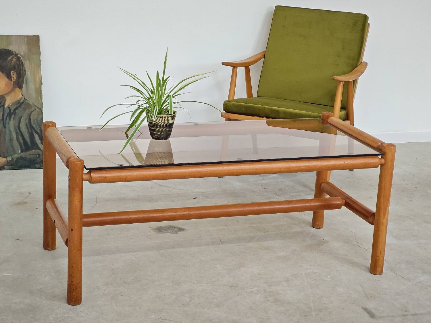 Table basse style chalet bois massif et verre  République Tchèque 1970