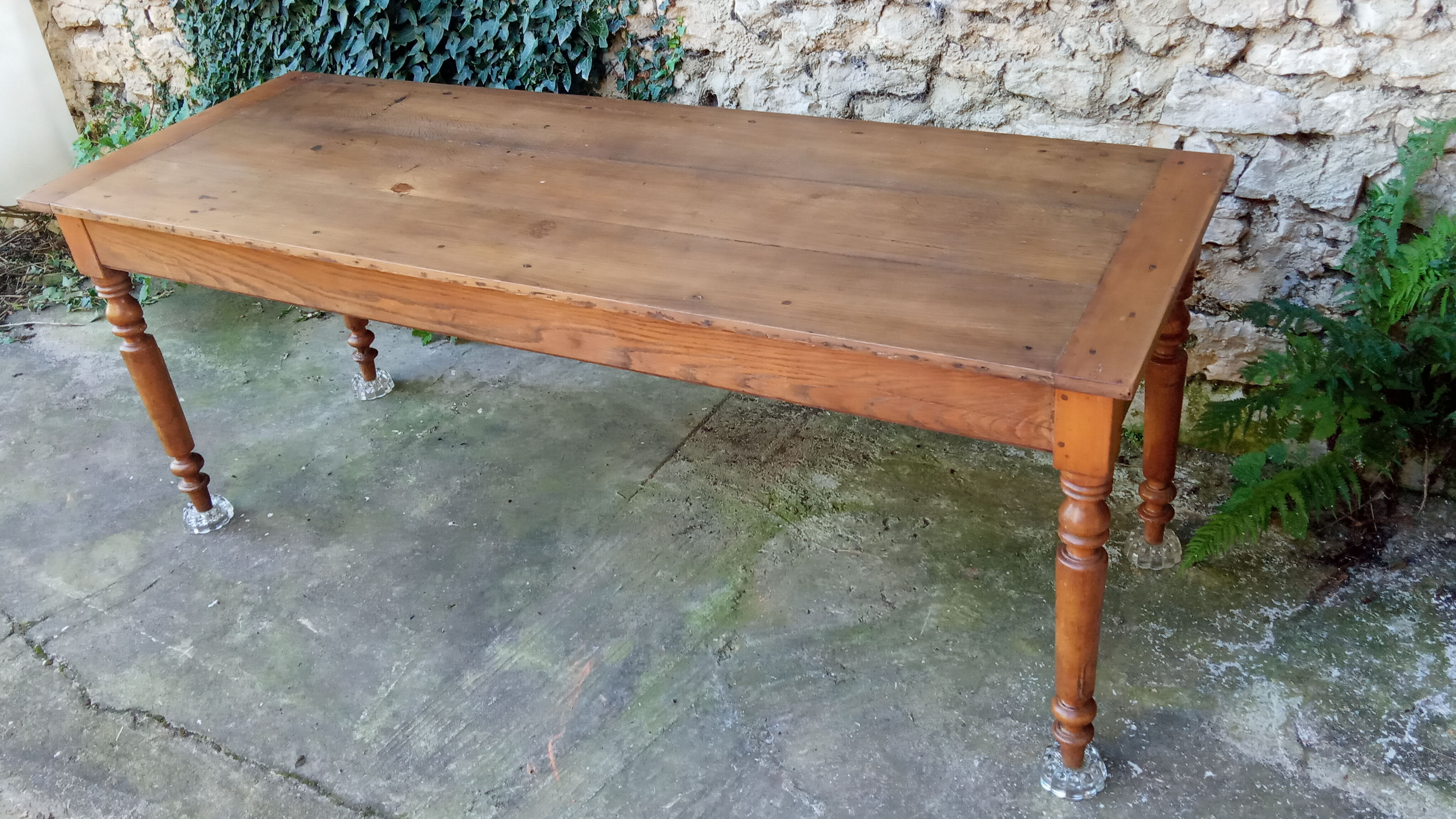 Oak farmhouse table turned legs