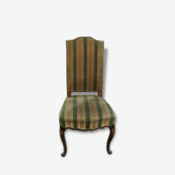 Dining room chair