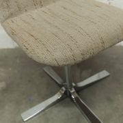 Chaise pivotante chrome et tissu chiné propre et solide 1970