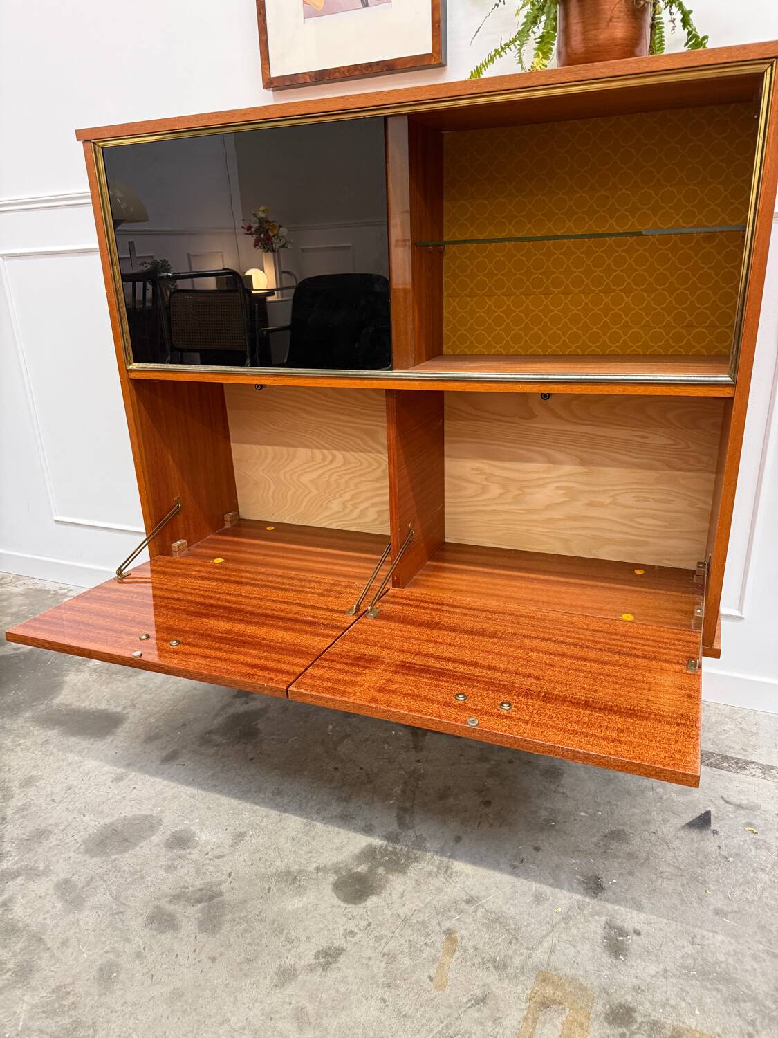 Vintage 50s sideboard