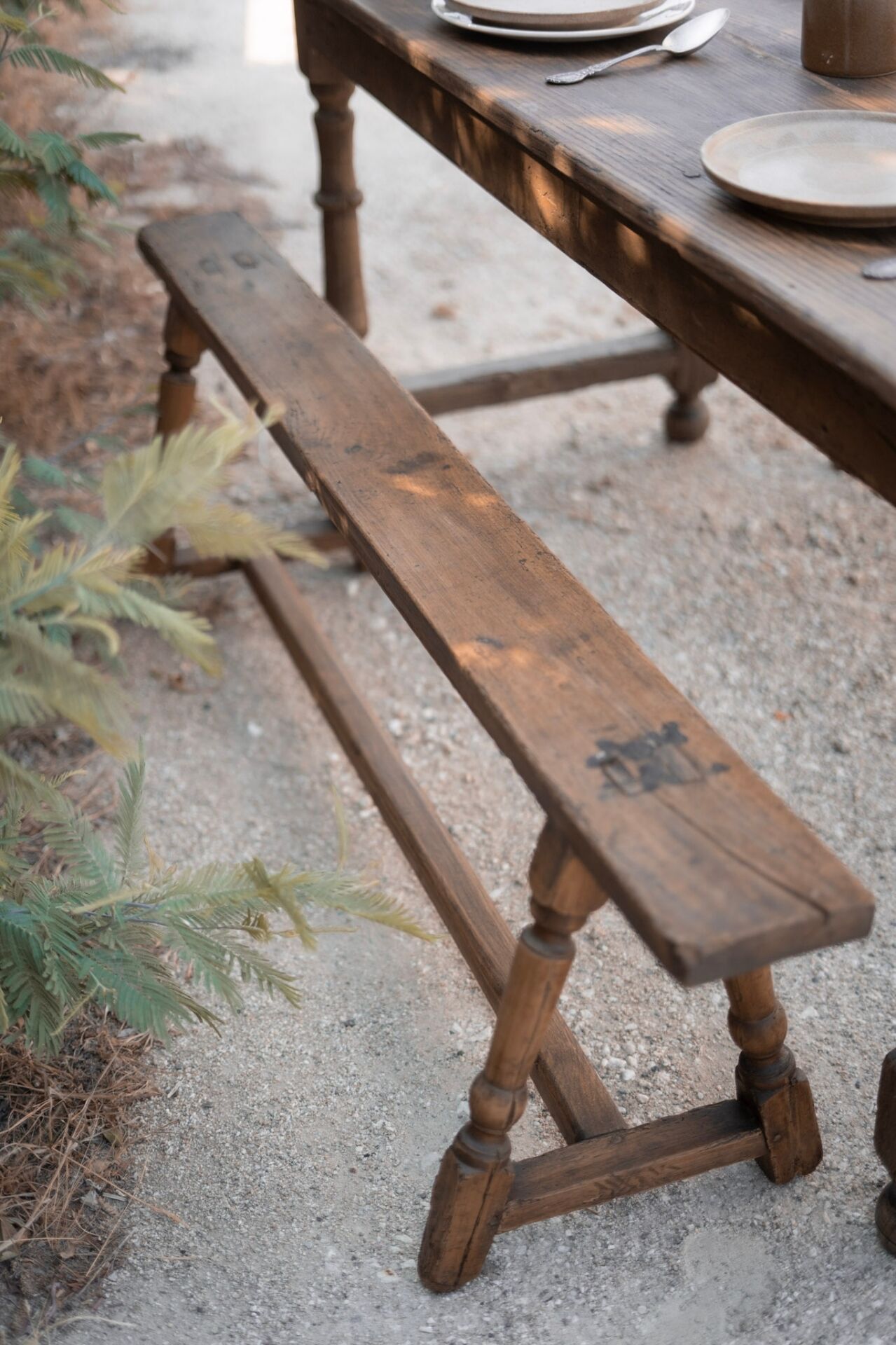 Table and benches set