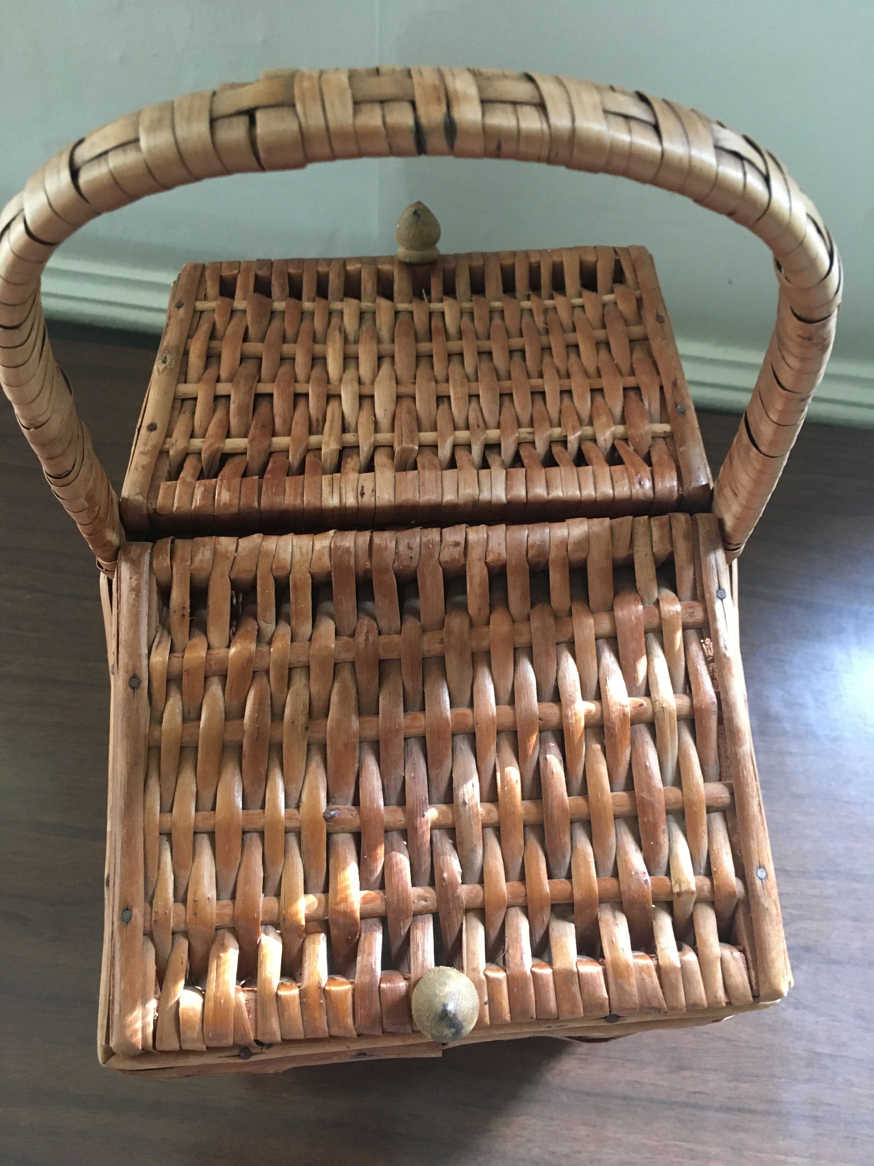 Double flap wicker basket
