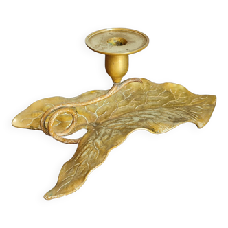 Antique bronze ivy leaf candle holder