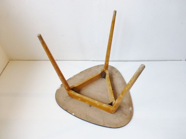 Tripod high table in pale green formica 1950 vintage 50's rockabilly